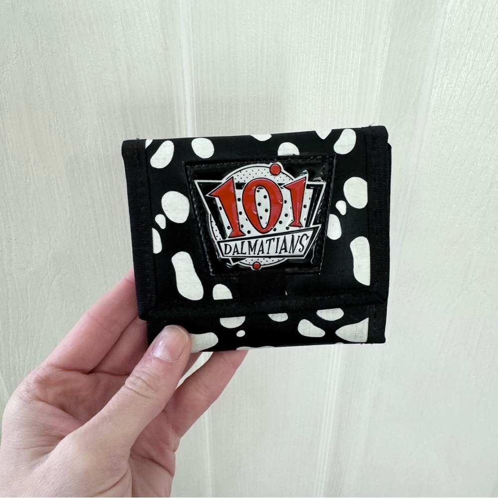 Vintage DISNEY 101 Dalmatians Black and White Wallet